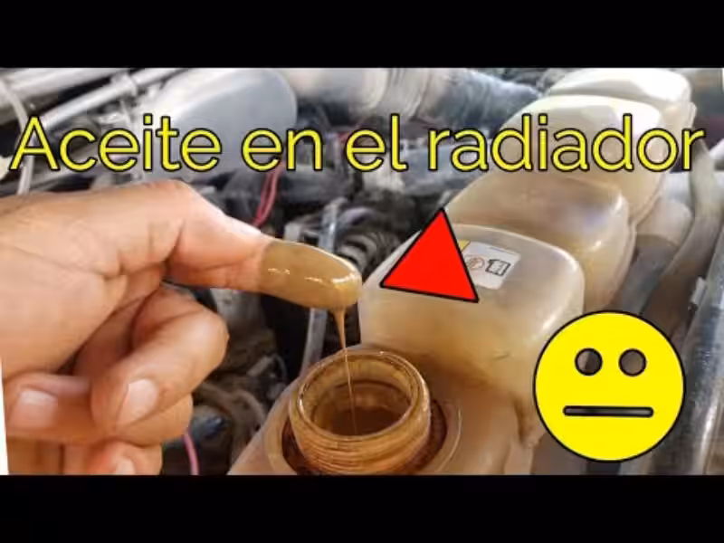 aceite-en-el-agua-del-radiador